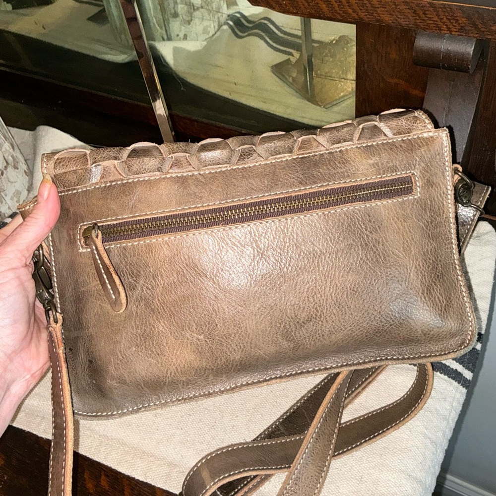 Bed Stu Aruba Leather Woven Taupe Crossbody Clutch Bag Retail $220 - Picture 9 of 16